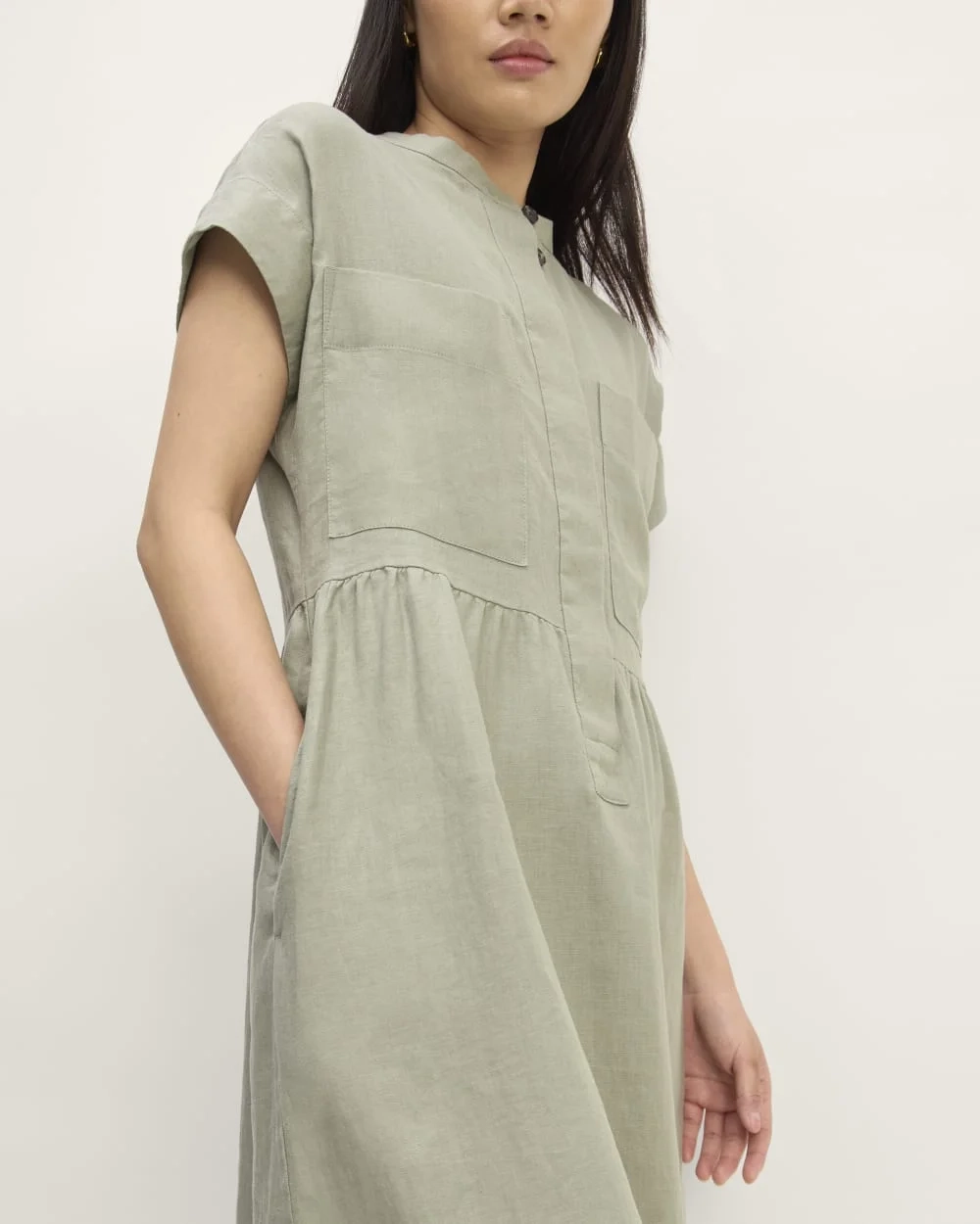 The Craft Dress in Linen | Sage Green (2)