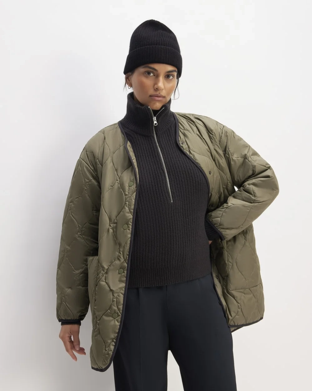 The Cashmere Fine Rib Beanie |  Black (3)