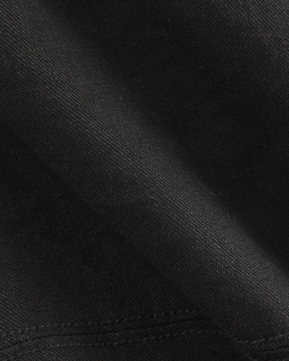 The Mini Skirt in Stretch Linen | Black (2)