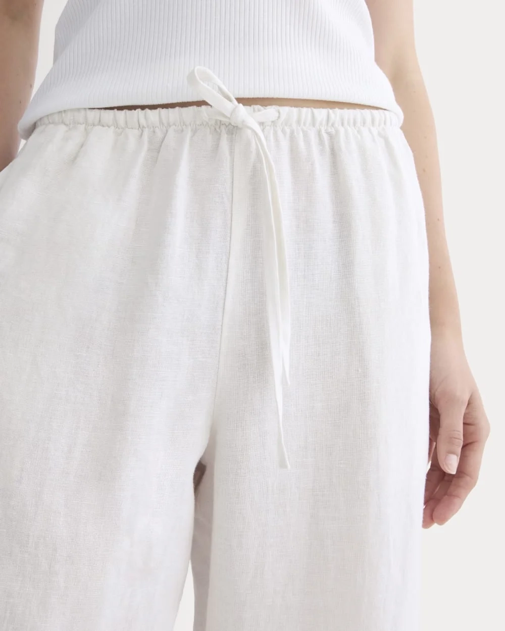 The Drawstring Pant in Linen | Natural Chambray (3)