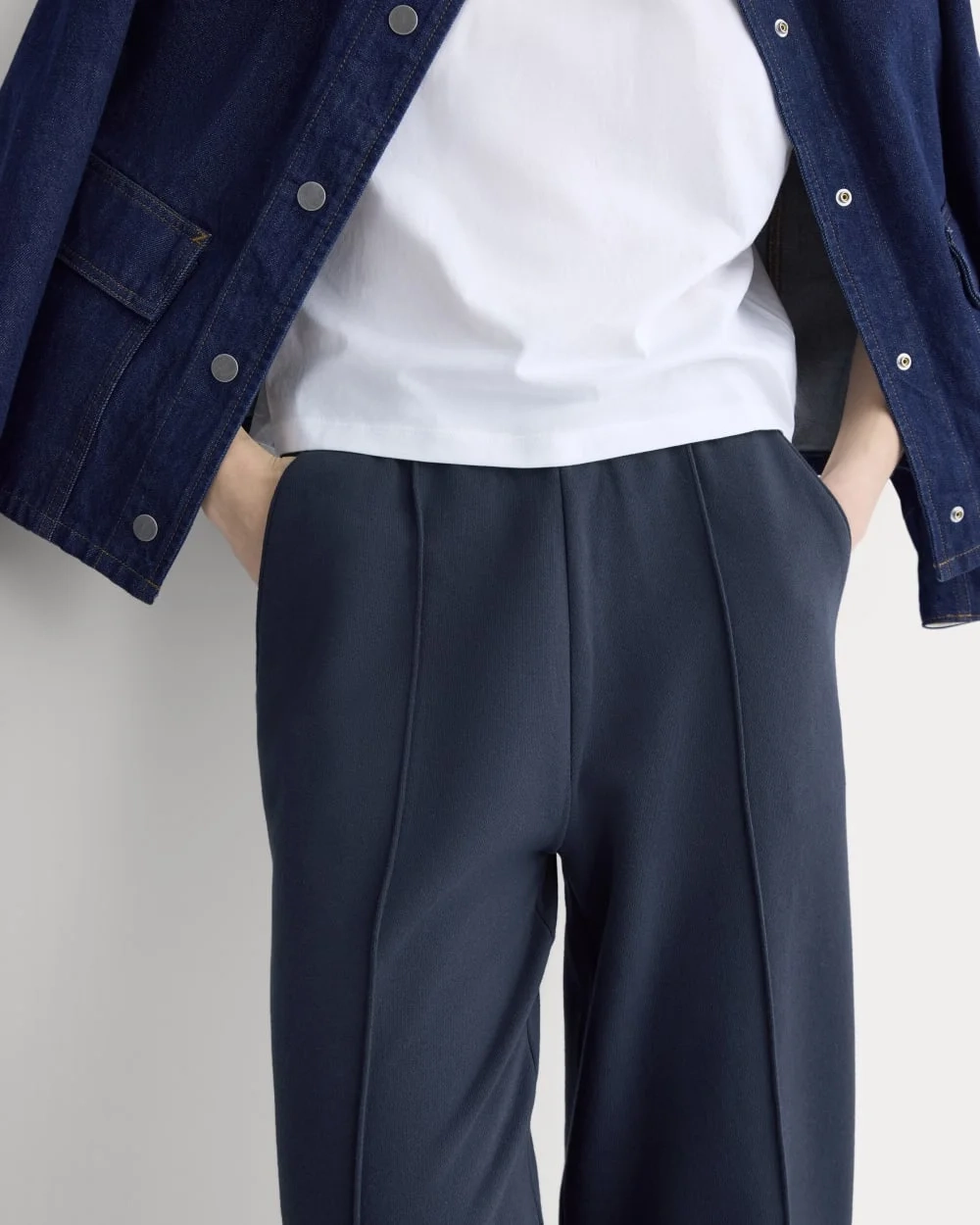 Lightweight Terry Pintuck Sweatpant | Navy (3)