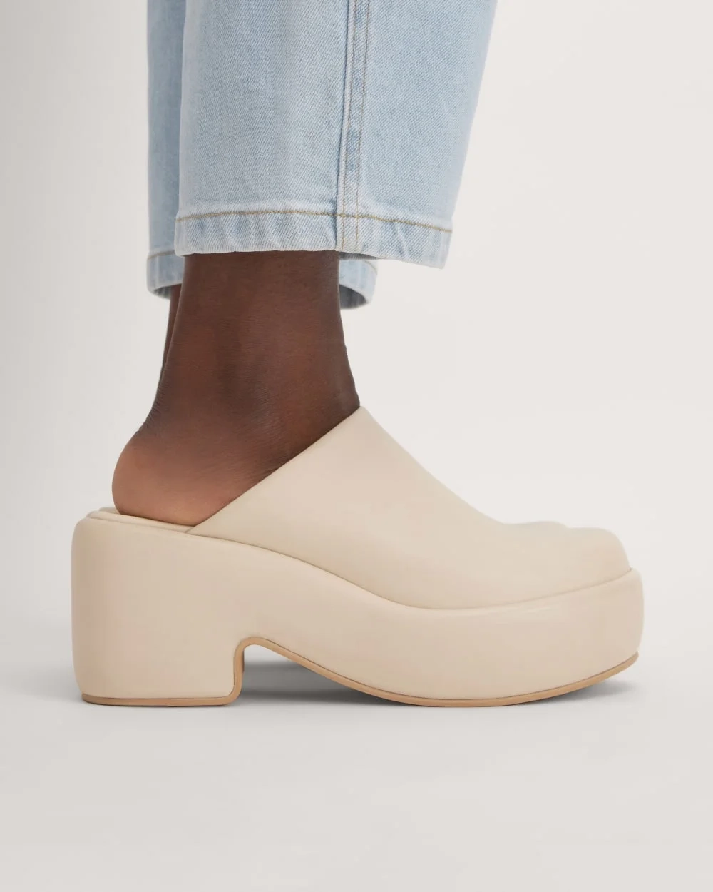 The Puffa Clog | Parchment (3)