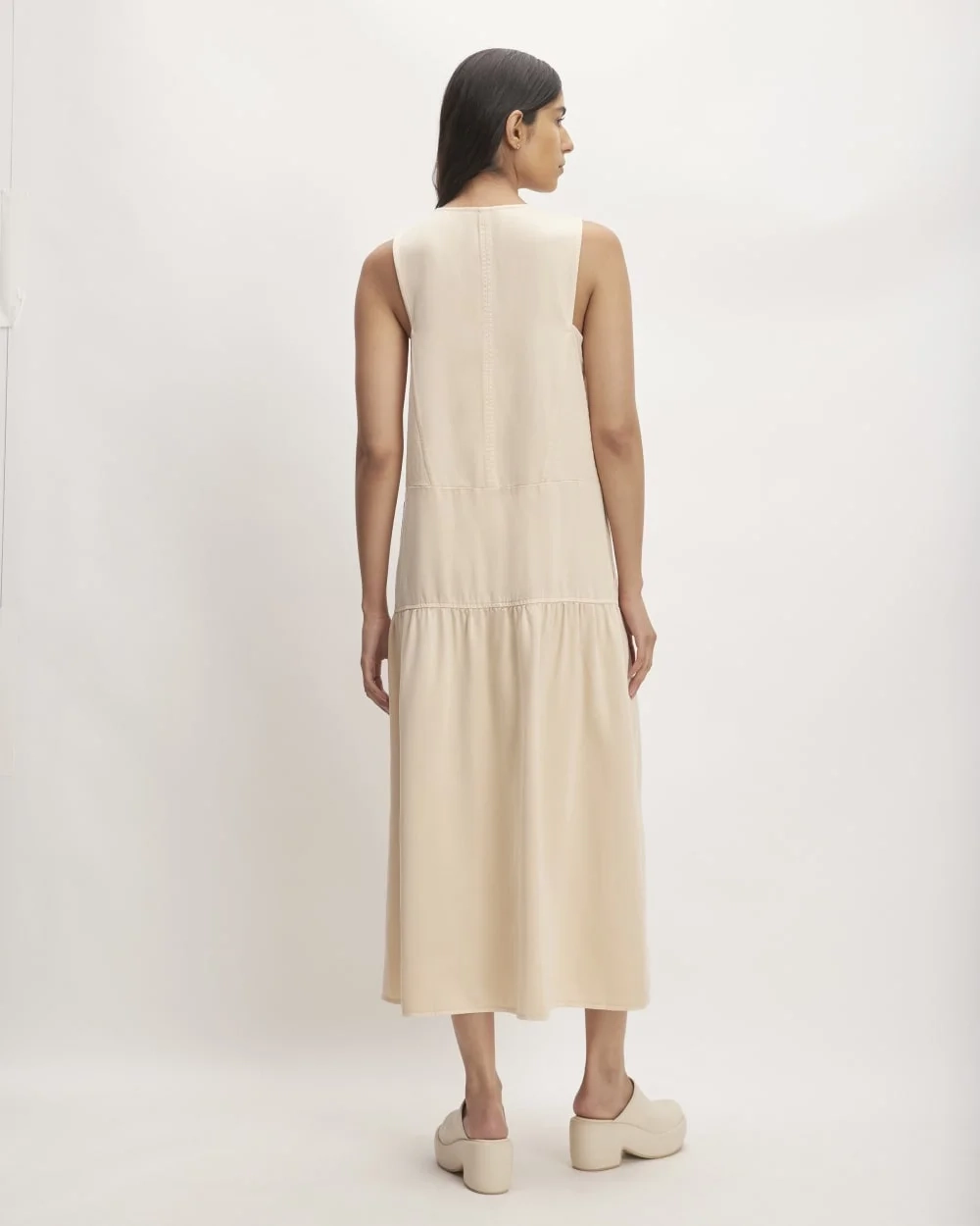 The TENCEL™ V-Neck Dress | Whisper Pink (2)