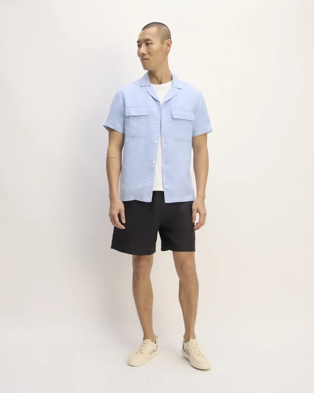 The Resort Shirt in Linen | Light Blue (3)