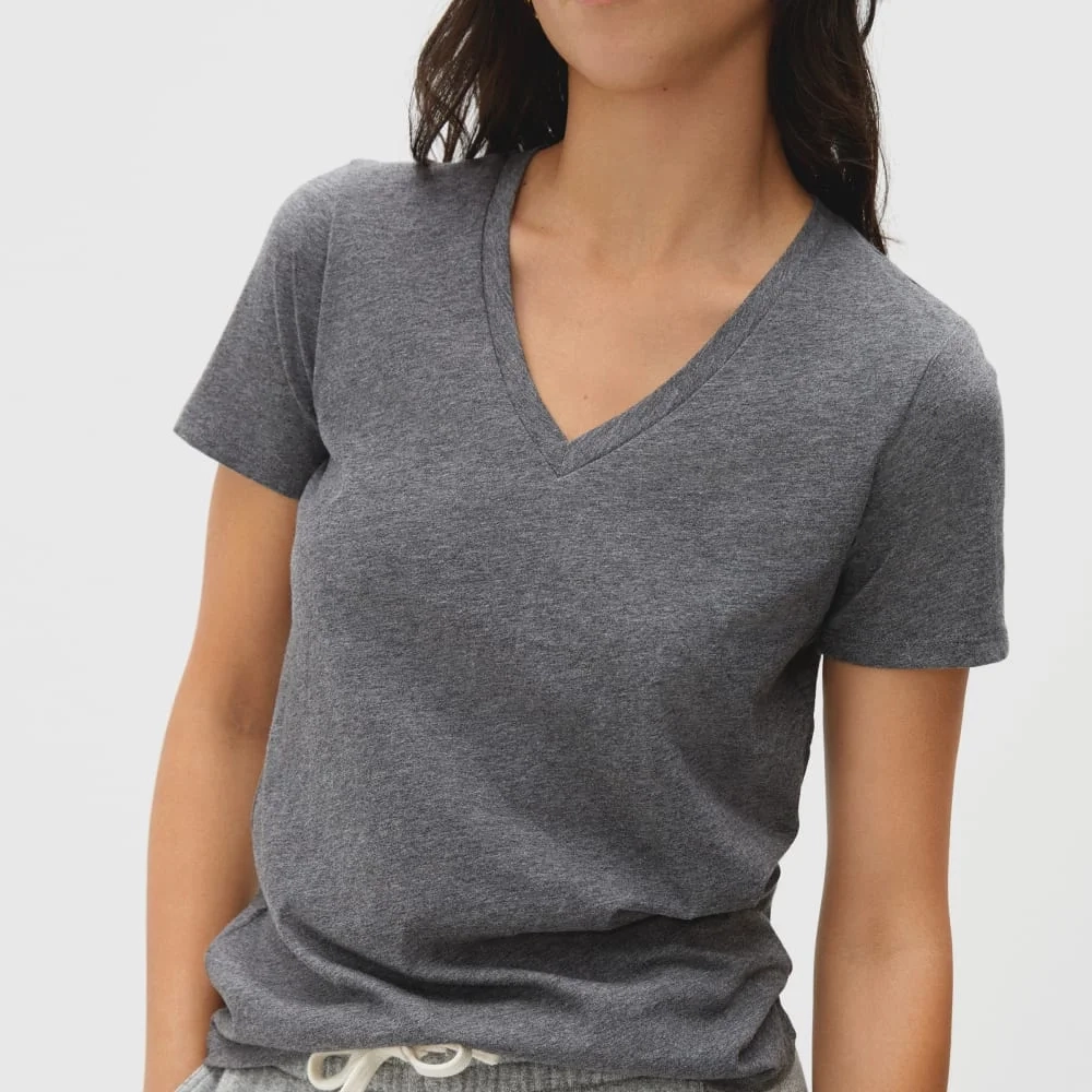 The Organic Cotton V-Neck | Charcoal (2)