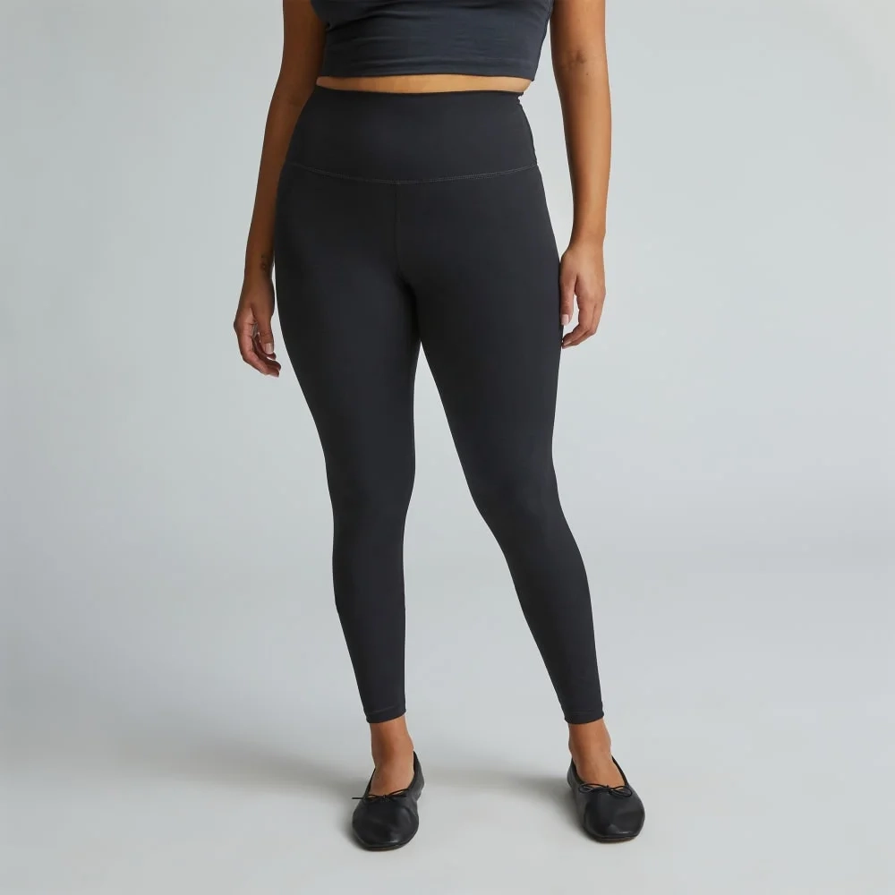 The Perform Legging® | Black | Regular (3)