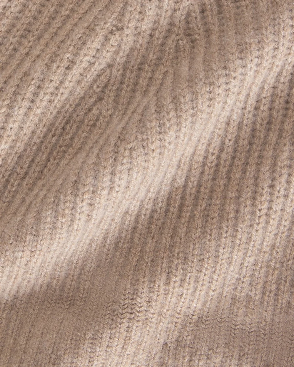 The Cashmere Fine Rib Beanie | Heathered Woodsmoke (3)