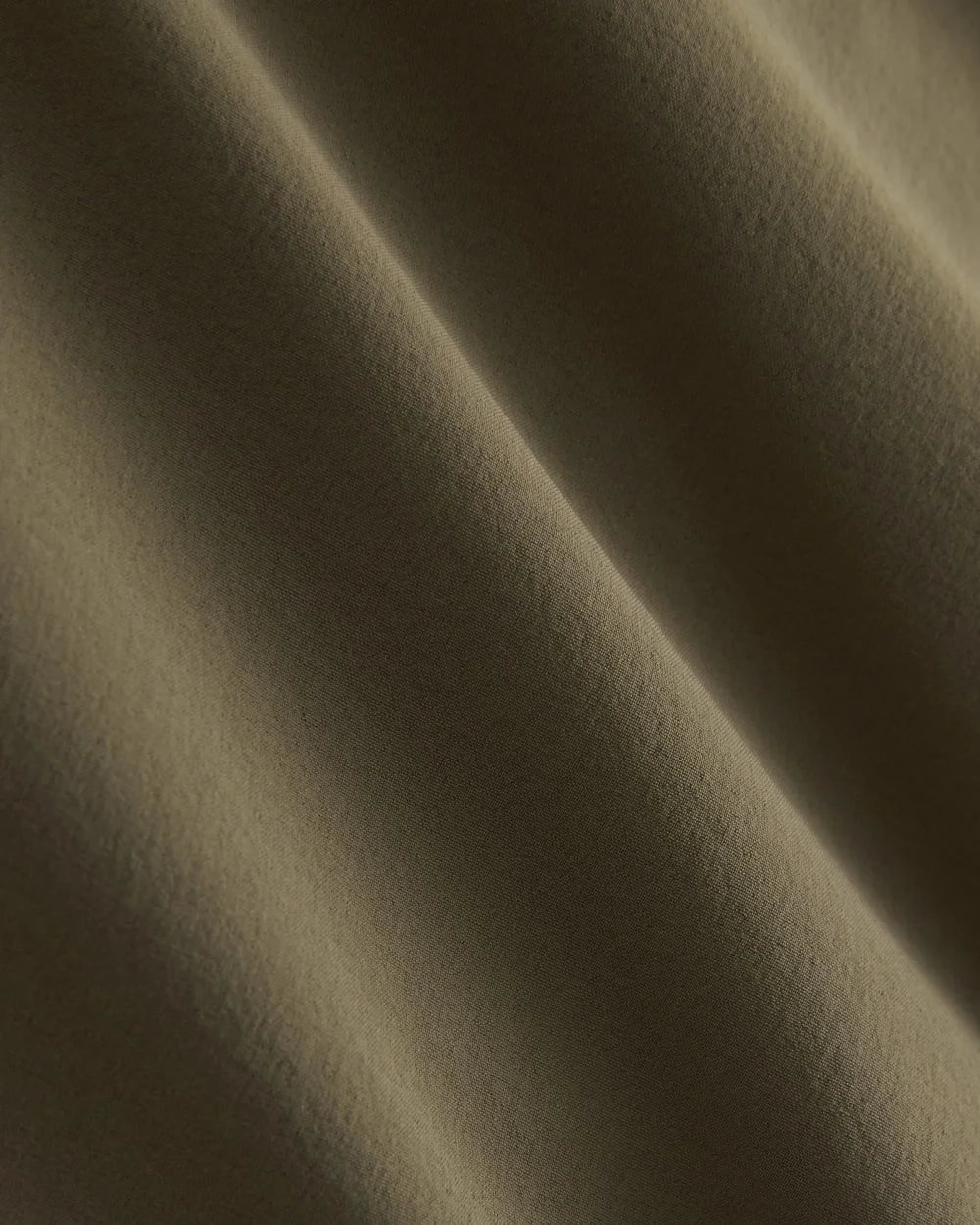 Transit Recycled Nylon Jogger | Deep Taupe (3)