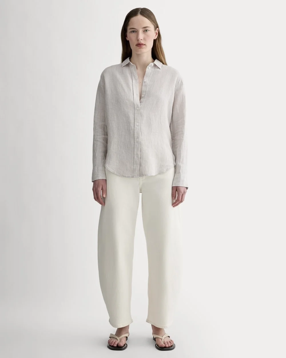 The Must-Have Shirt in Linen | Stone / White (2)