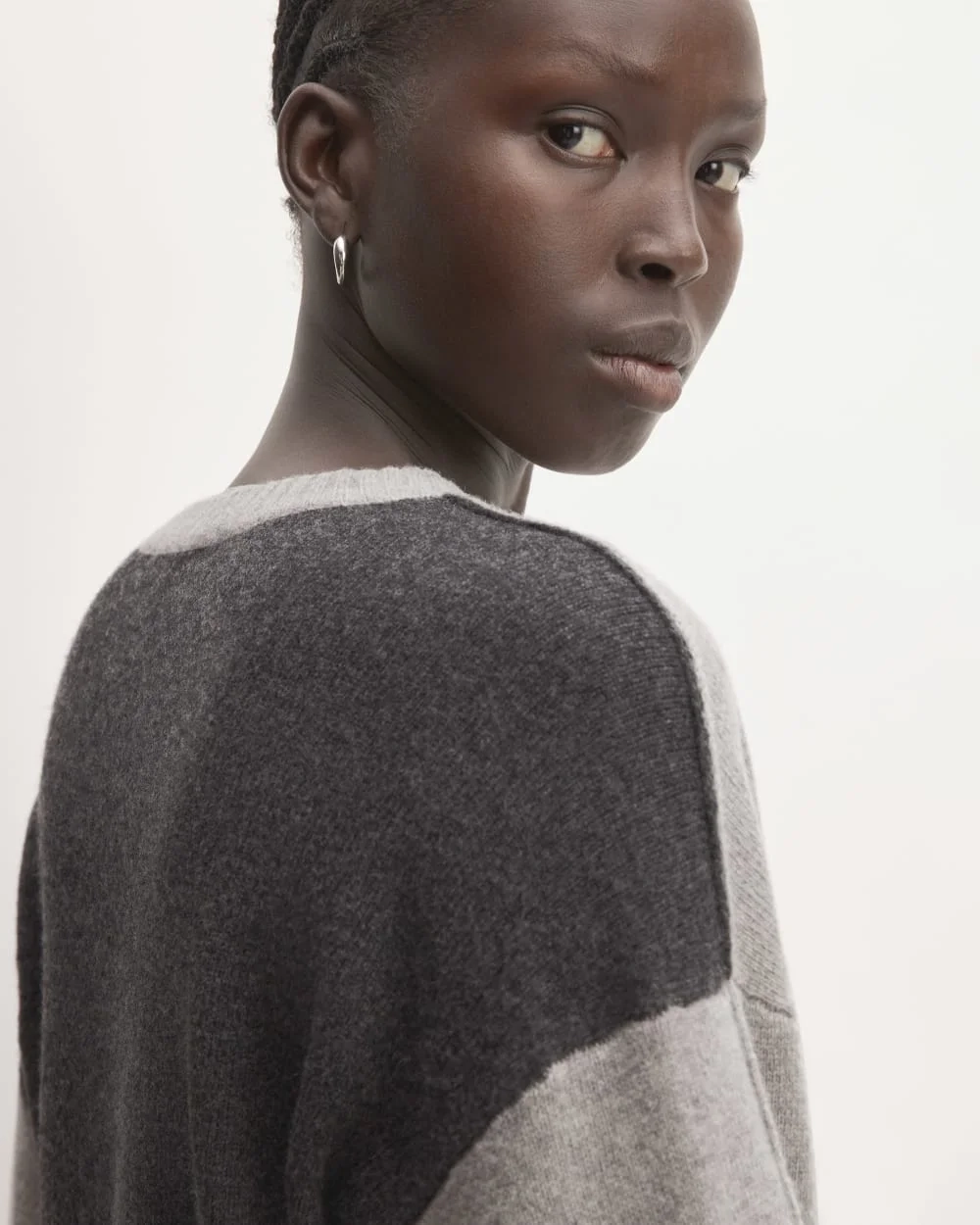 The Good Merino Wool Crewneck Sweater | Hare Grey / Graphite (5)