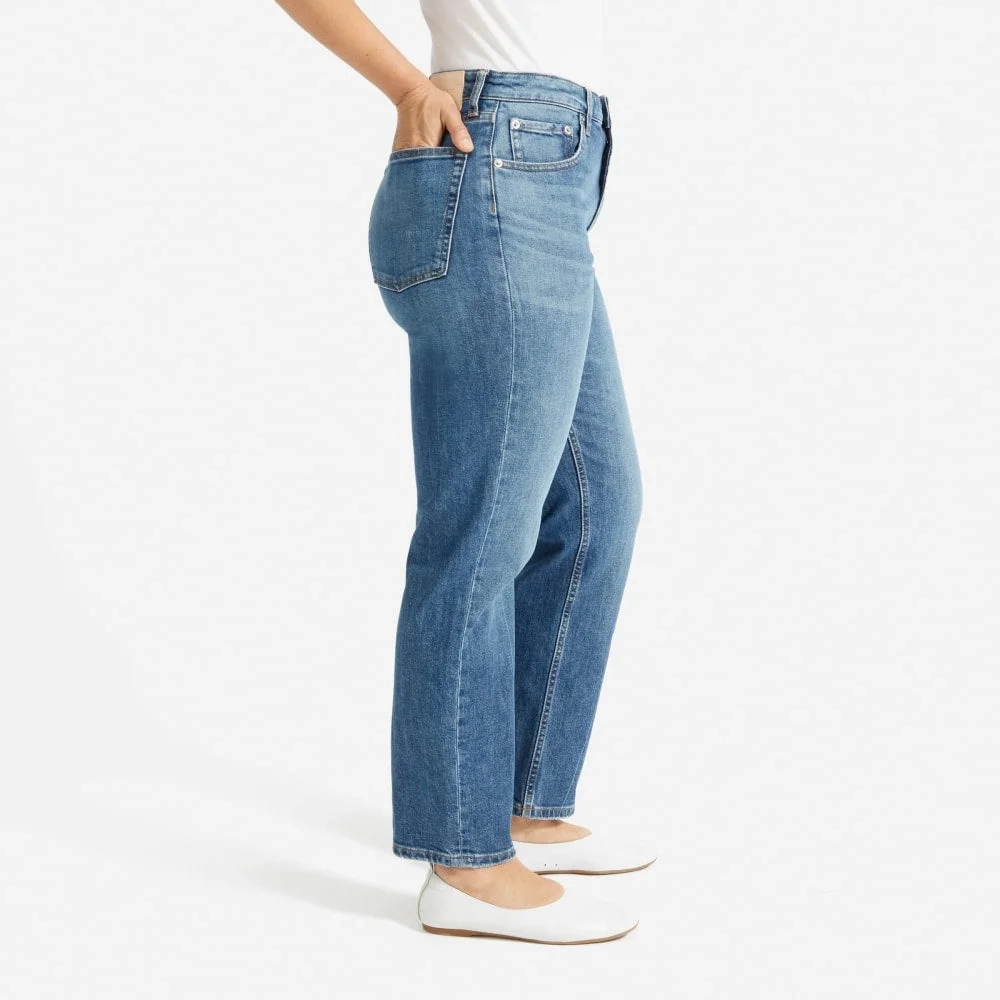 The Super-Straight Jean | Medium Blue Wash | Regular (5)