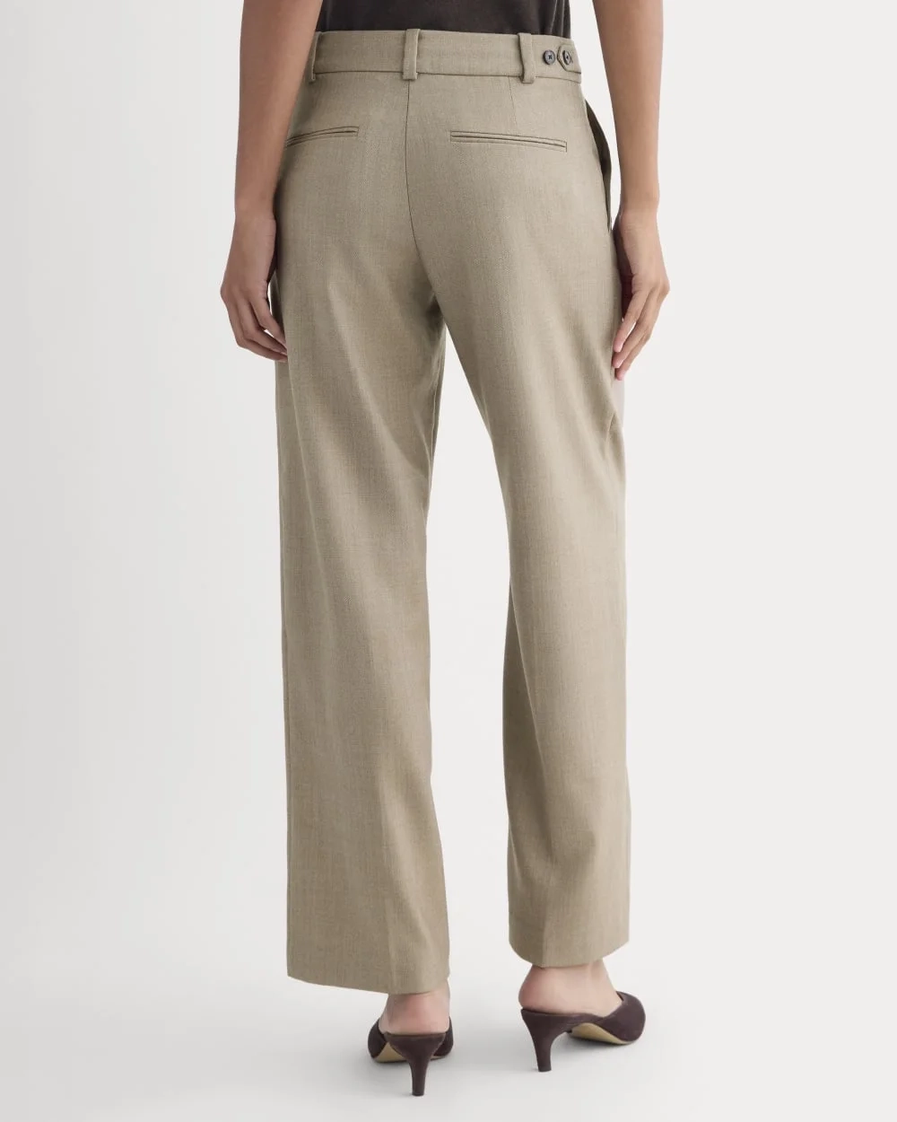 Straight-Leg Trouser in Tailor Twill | Light Taupe (5)