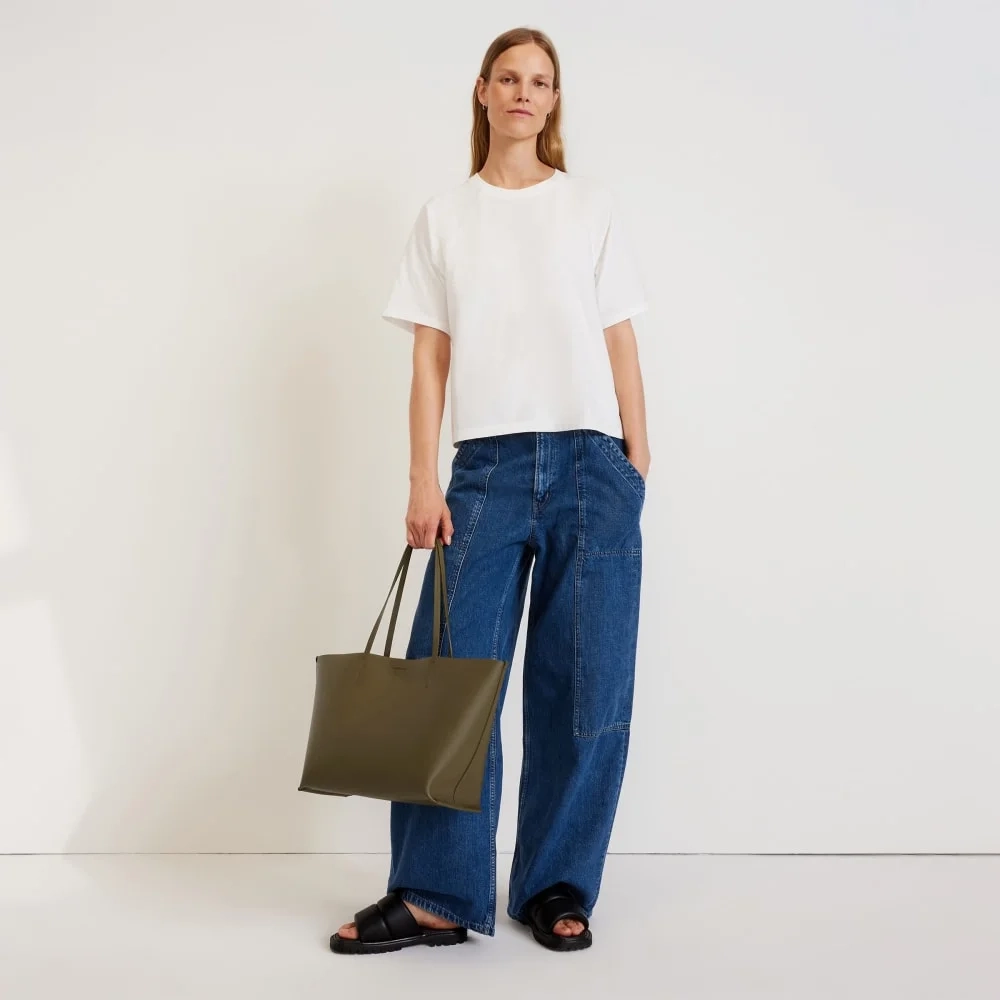 The Luxe Medium Italian Leather Tote | Beech (3)