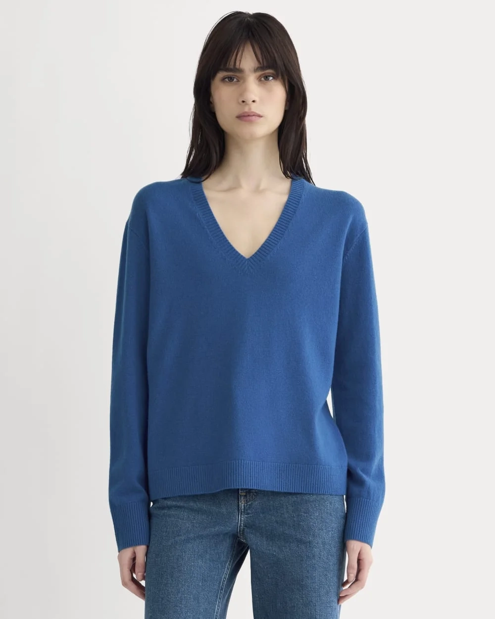 The Classic V in Cashmere | Classic Blue (4)
