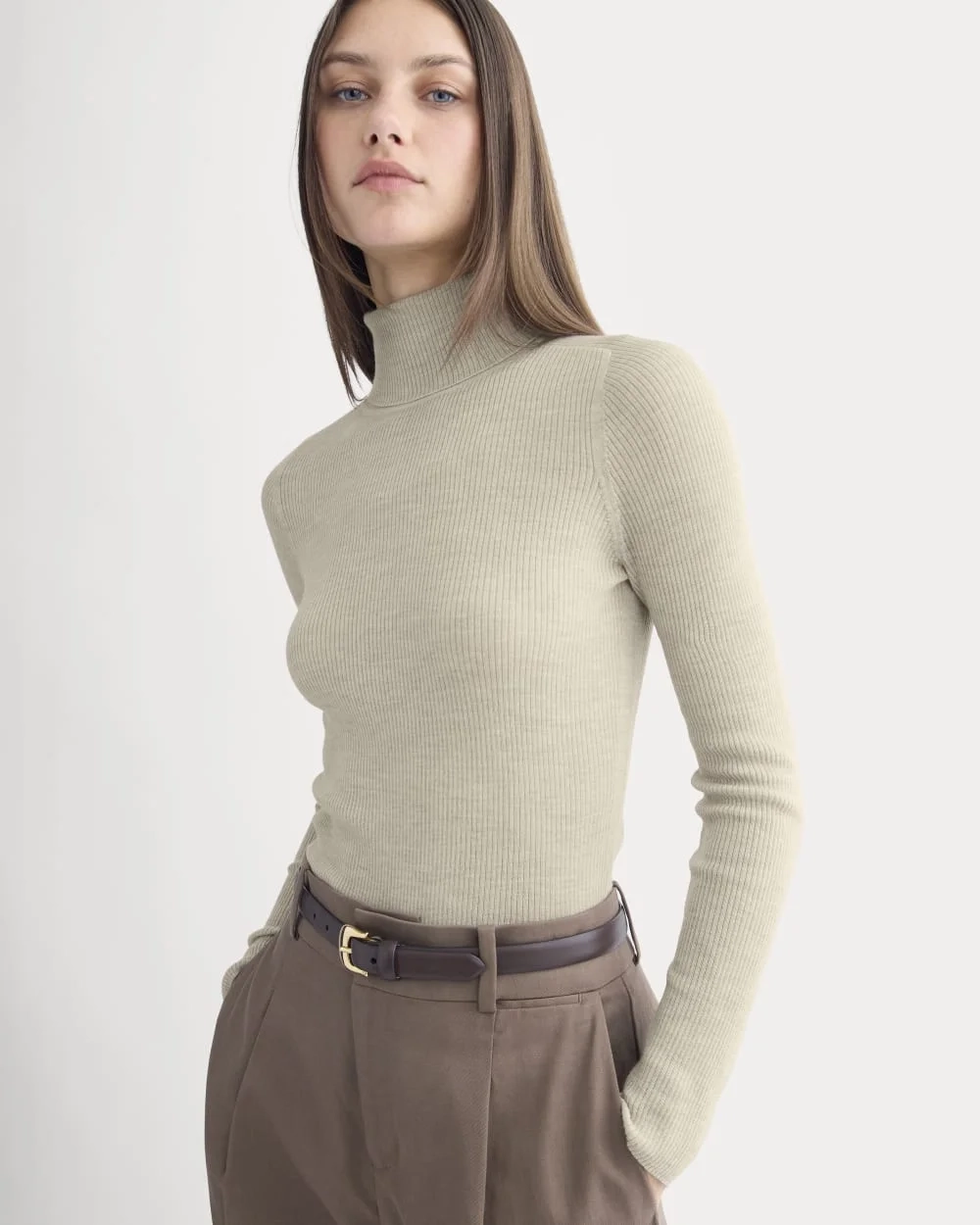 The Turtleneck in Ultrasoft Merino | Heather Oatmeal (2)