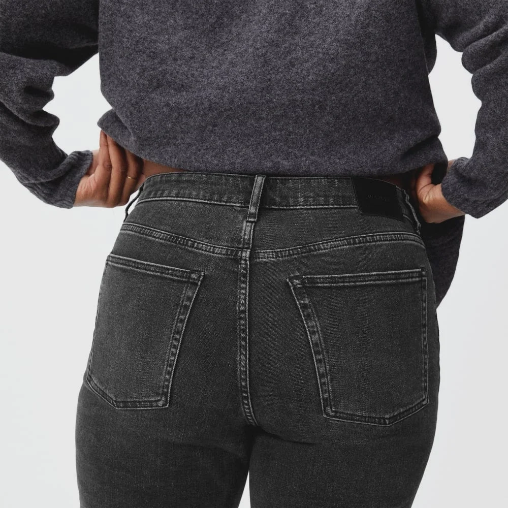The Curvy Cheeky® Straight Jean | Washed Black | 28.5" Inseam (5)