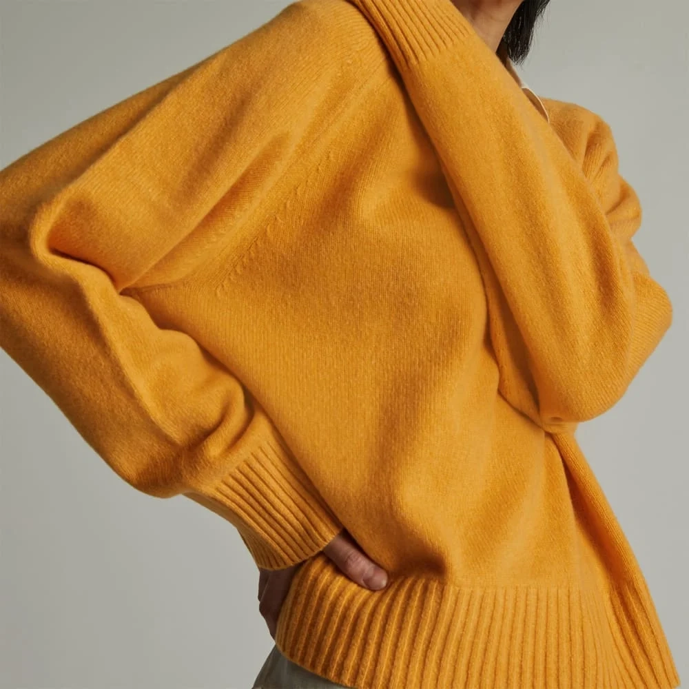 The Cashmere Boxy Crew | Kumquat (4)