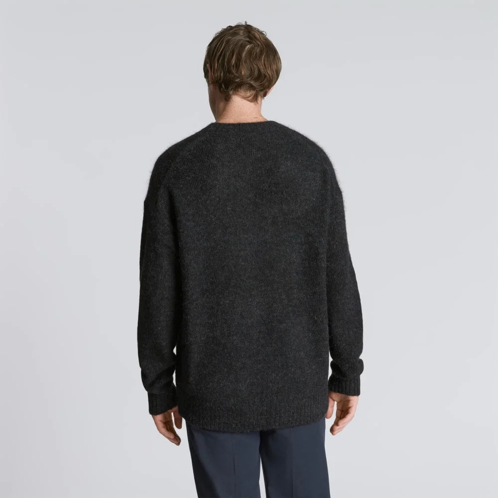 The Alpaca Crew | Heathered Black (4)