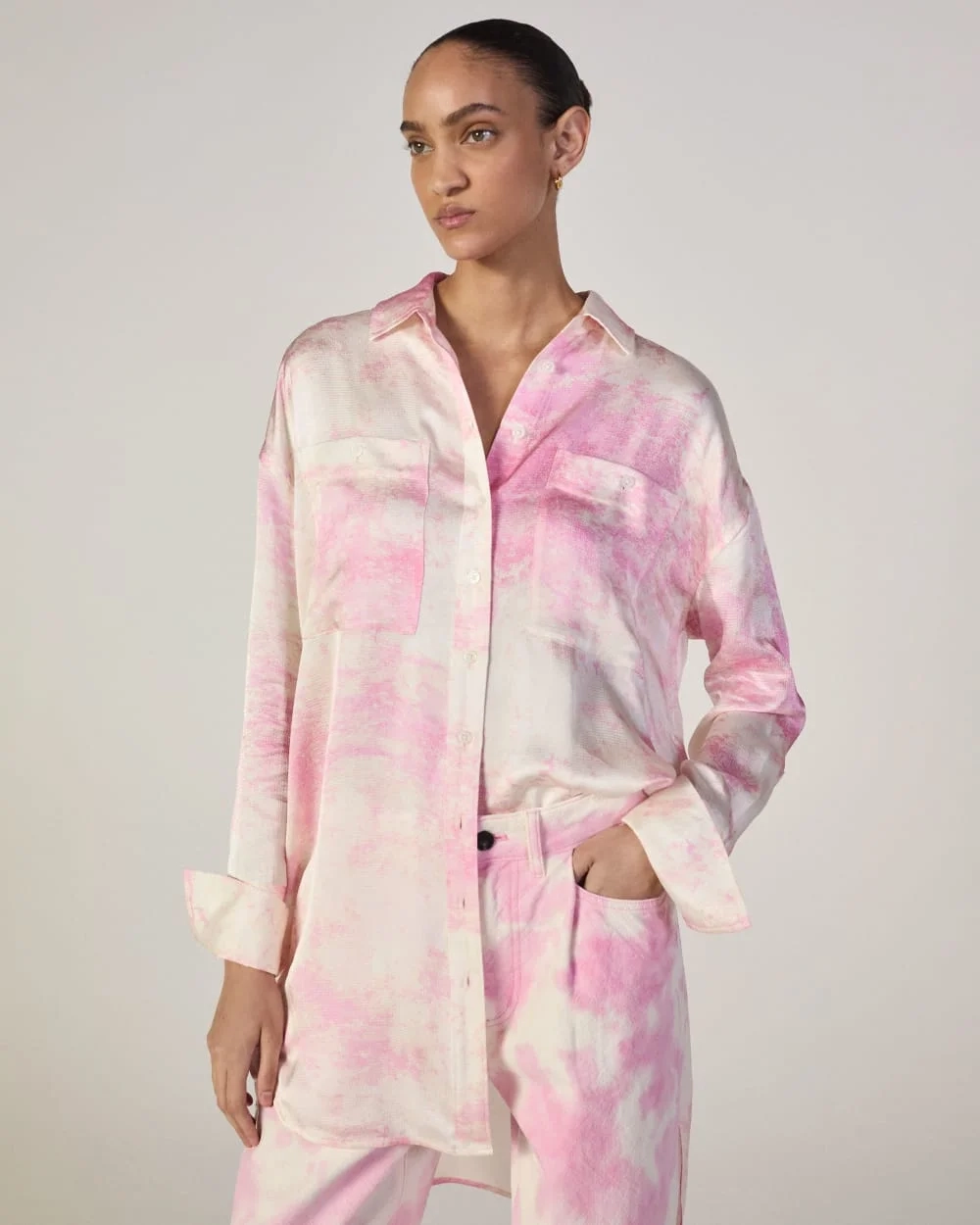 The Everlane x Marques' Almeida Satin Tie-Dye Shirt | Pink Tie-Dye (5)