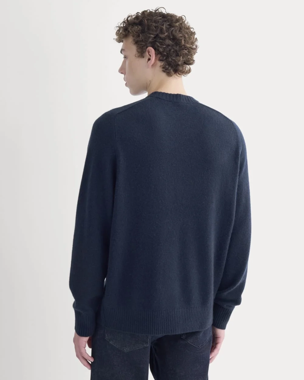 Midweight Cashmere Crew |  Navy (5)