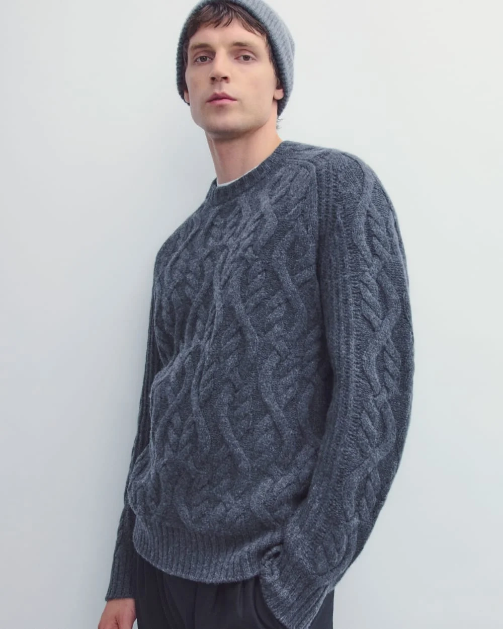 Cable Knit Crew in Luxe Merino | Heather Midnight Navy (3)
