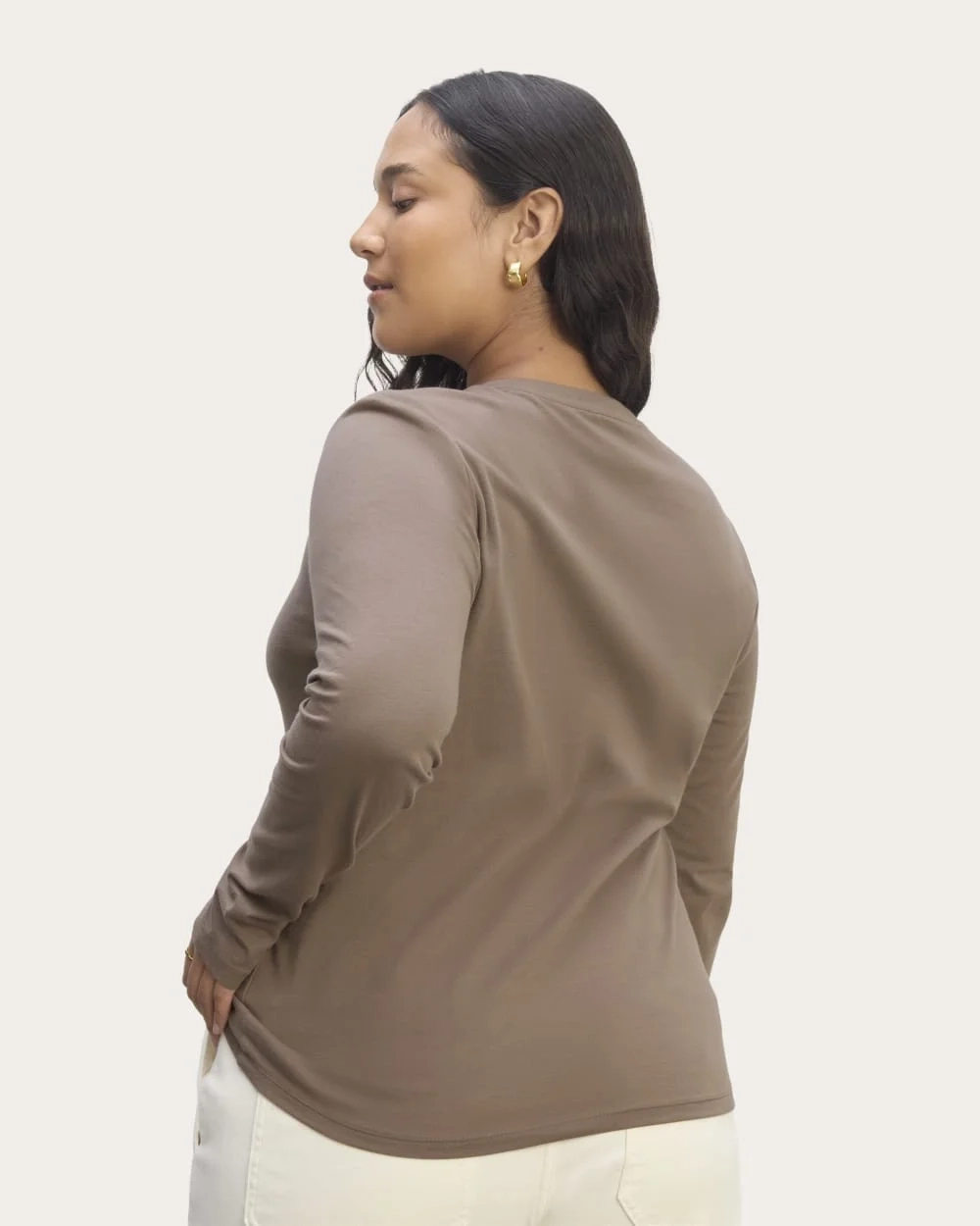 The Slim Long-Sleeve Crew in Essential Cotton | Clay (3)