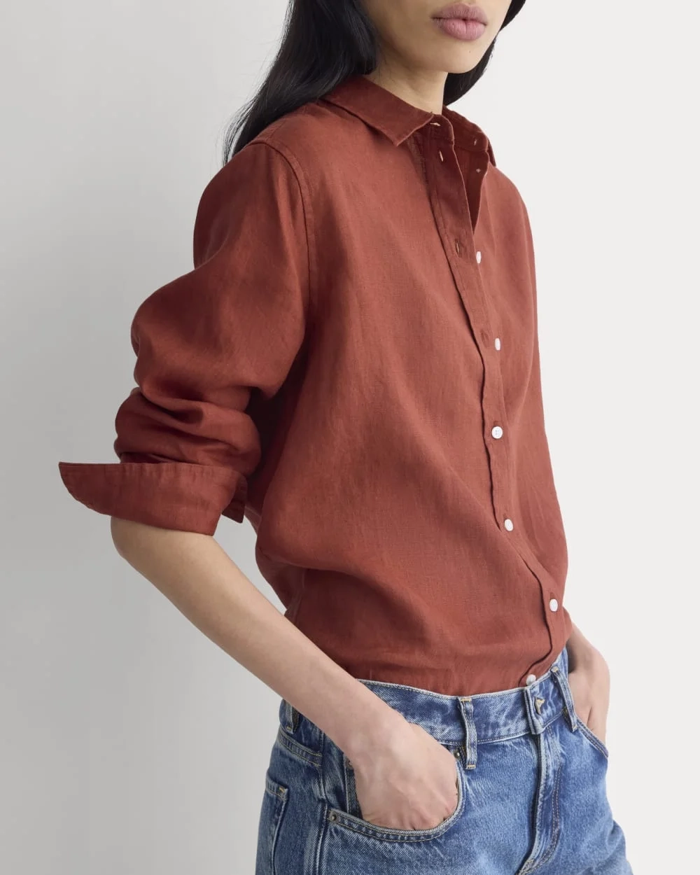 The Must-Have Shirt in Linen | Henna Red (5)