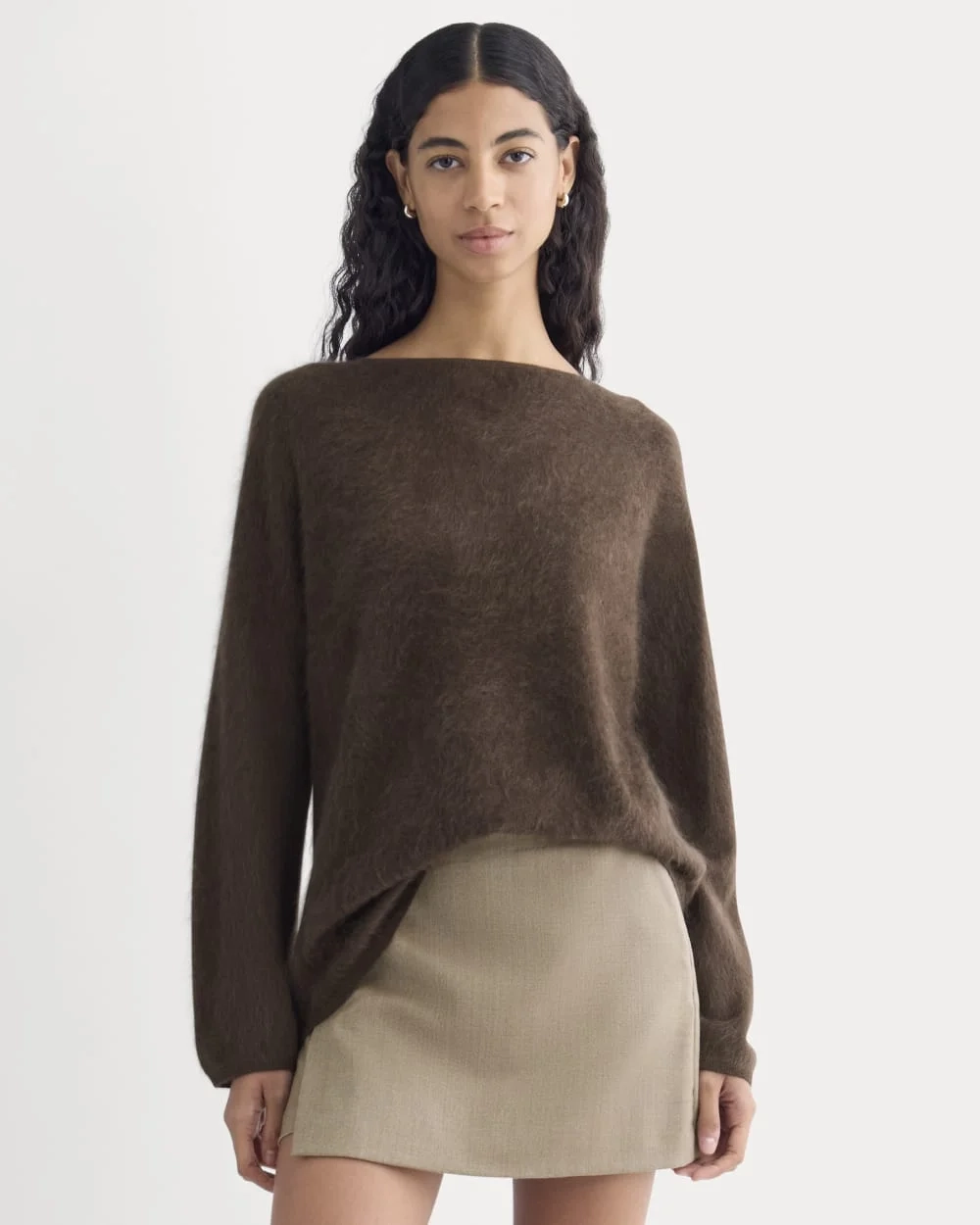 Lush Cashmere Boatneck Sweater | Raven (4)