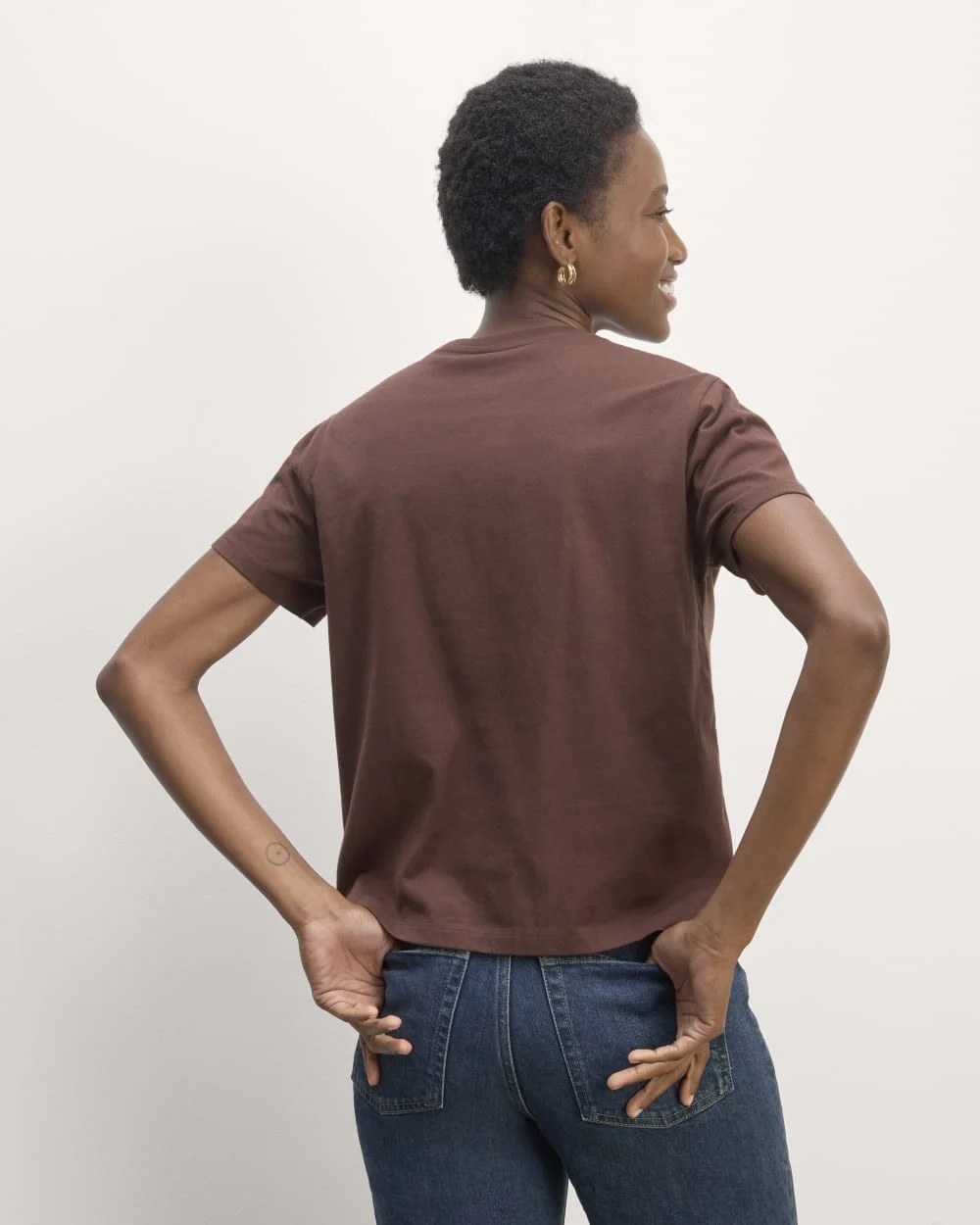 The Box-Cut Tee in Essential Cotton | Dark Mahogany | No Pocket (2)