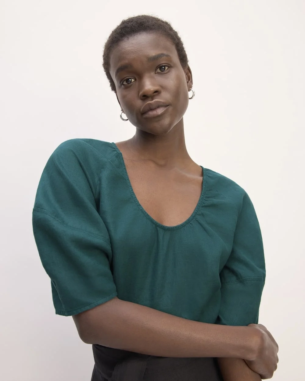 The Scoop Top in Linen | Dark Sea (4)