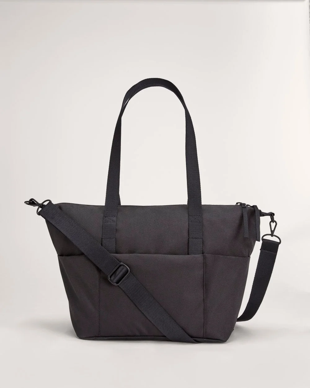 The ReNew Transit 3-Way Tote | Black (6)