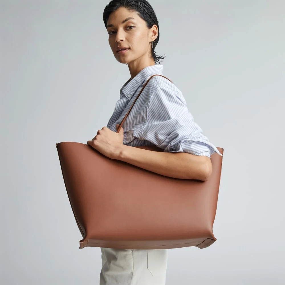 The Luxe Italian Leather Tote | Cognac (5)
