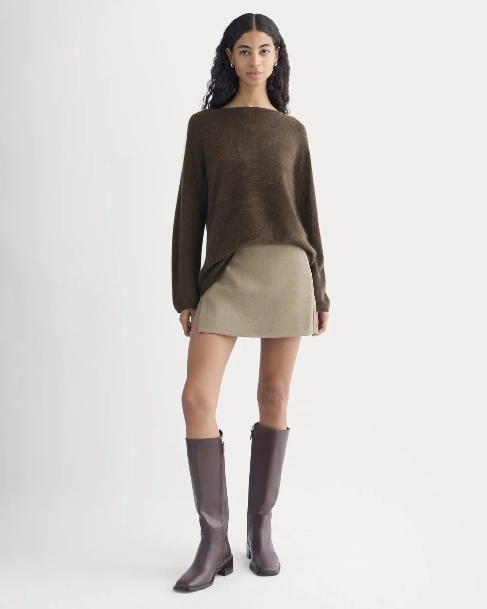 Lush Cashmere Boatneck Sweater | Raven (5)