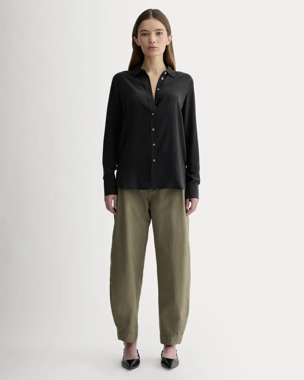 The Must-Have Shirt in Washable Silk | Black (2)