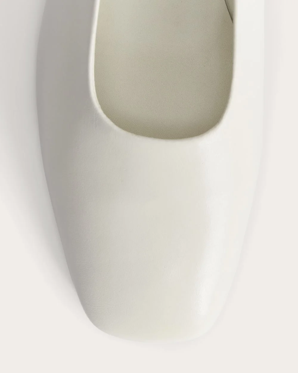The Gallery Pump | Canvas (5)