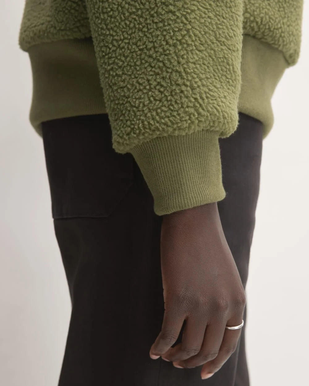 The ReNew Fleece Oversized Crew | Kalamata (4)