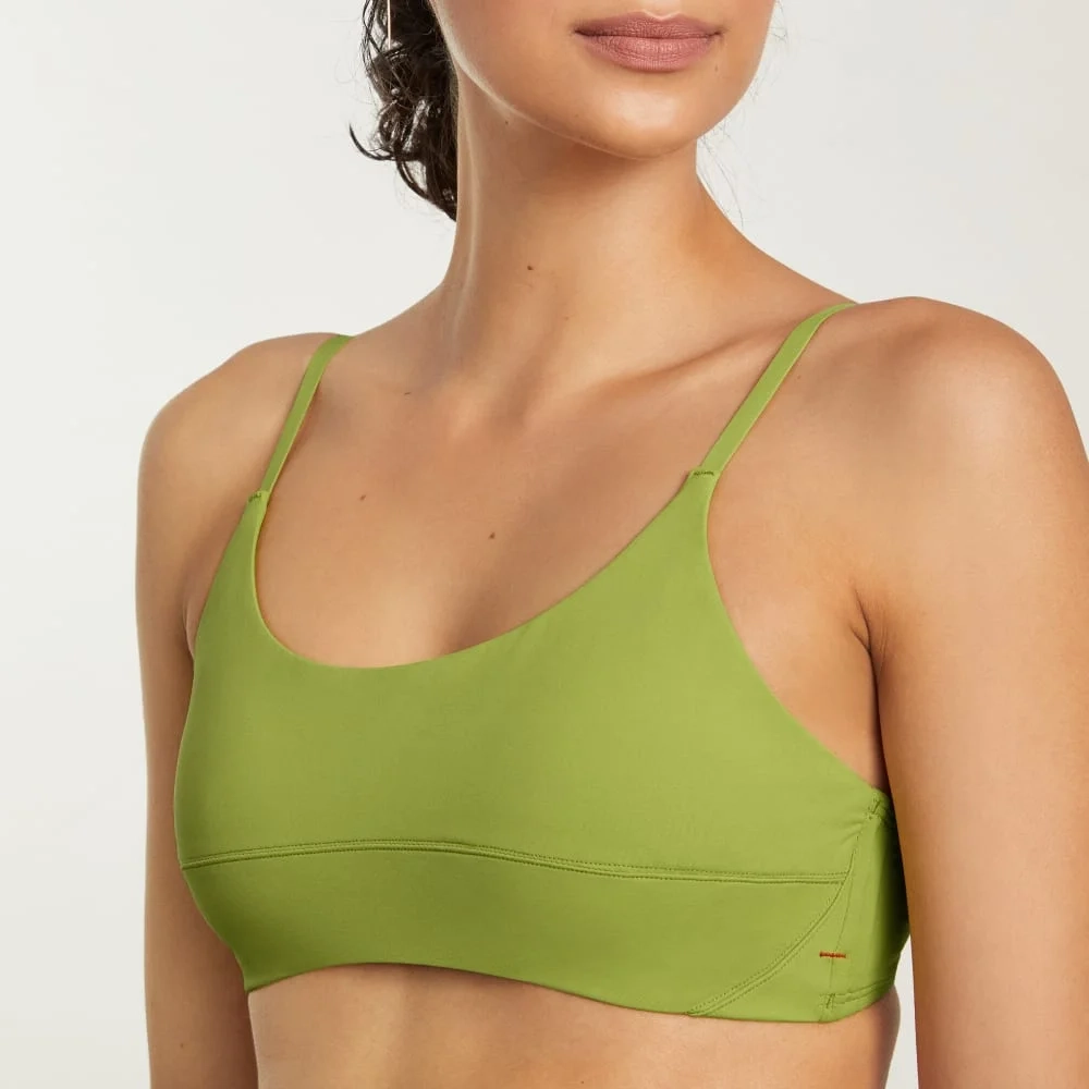 The Scoop-Neck Bikini Top | Pepper (5)