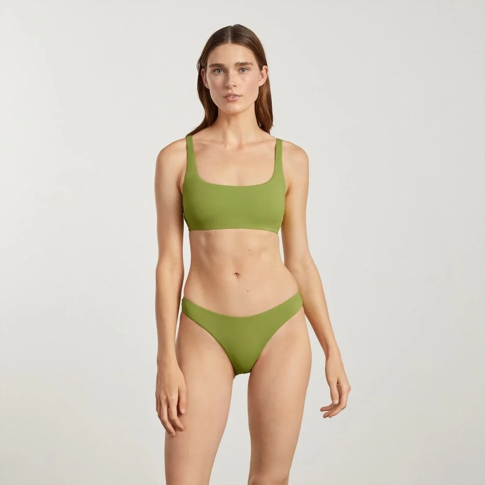 The Square-Neck Bikini Top | Pepper (3)