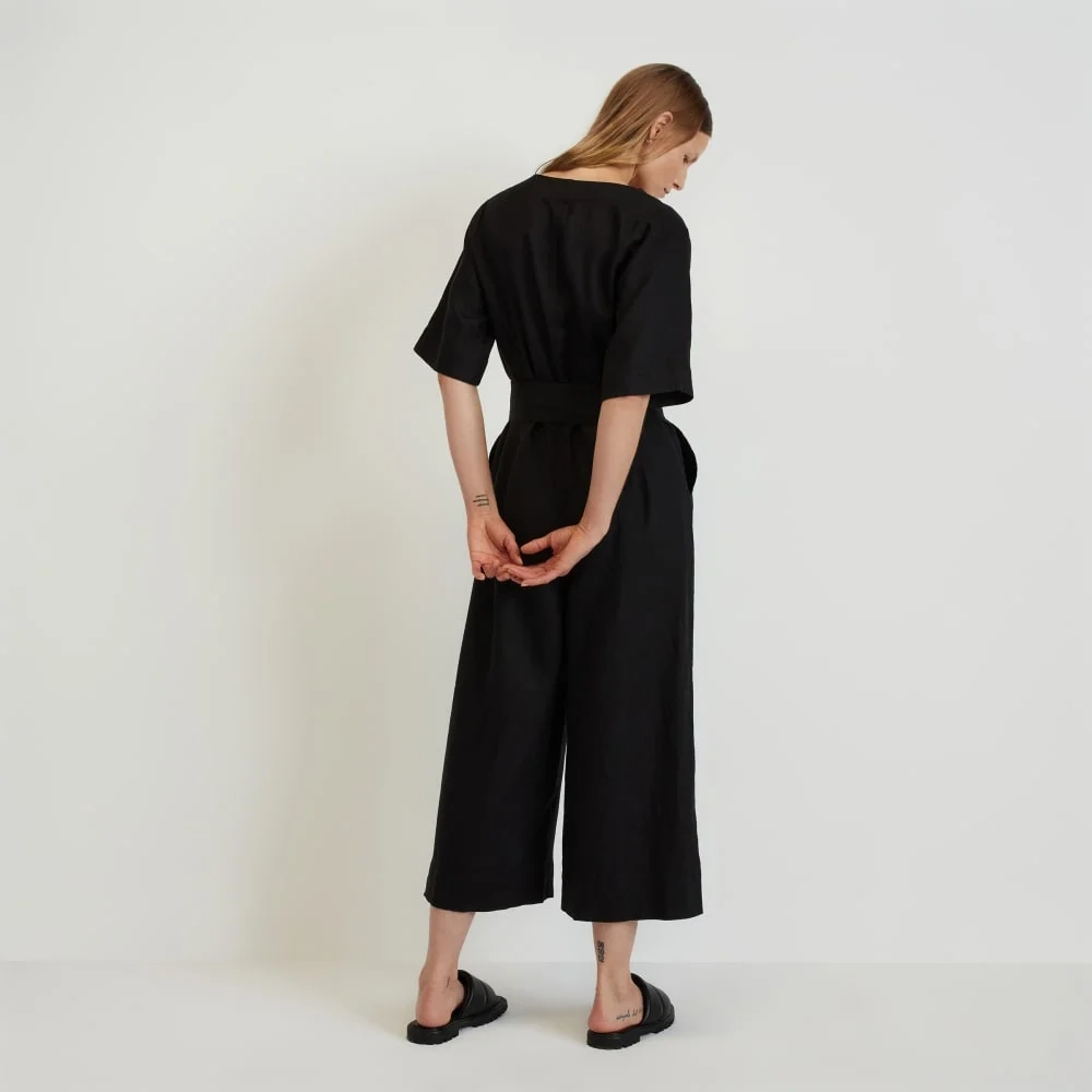 The Wrap Jumpsuit in Linen | Black (4)