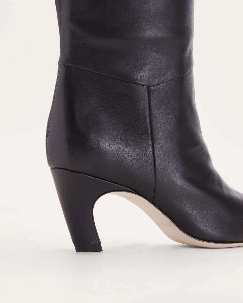 The Banana Boot | Black (3)