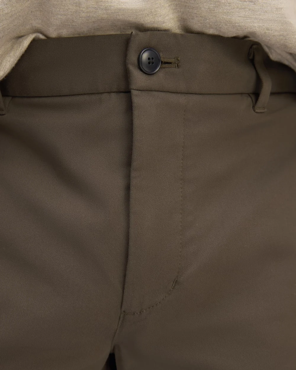 The 7” Slim-Fit Performance Chino Short | Carob (5)