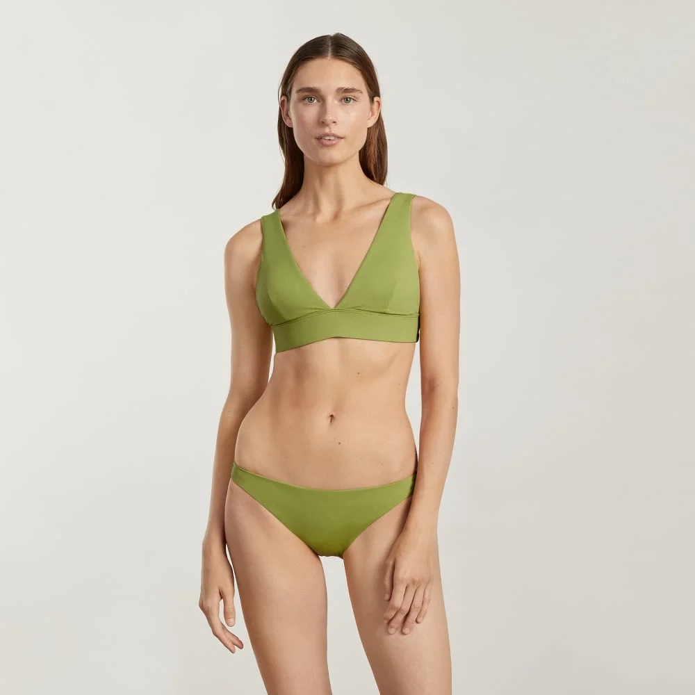 The Triangle Bikini Top | Pepper (5)