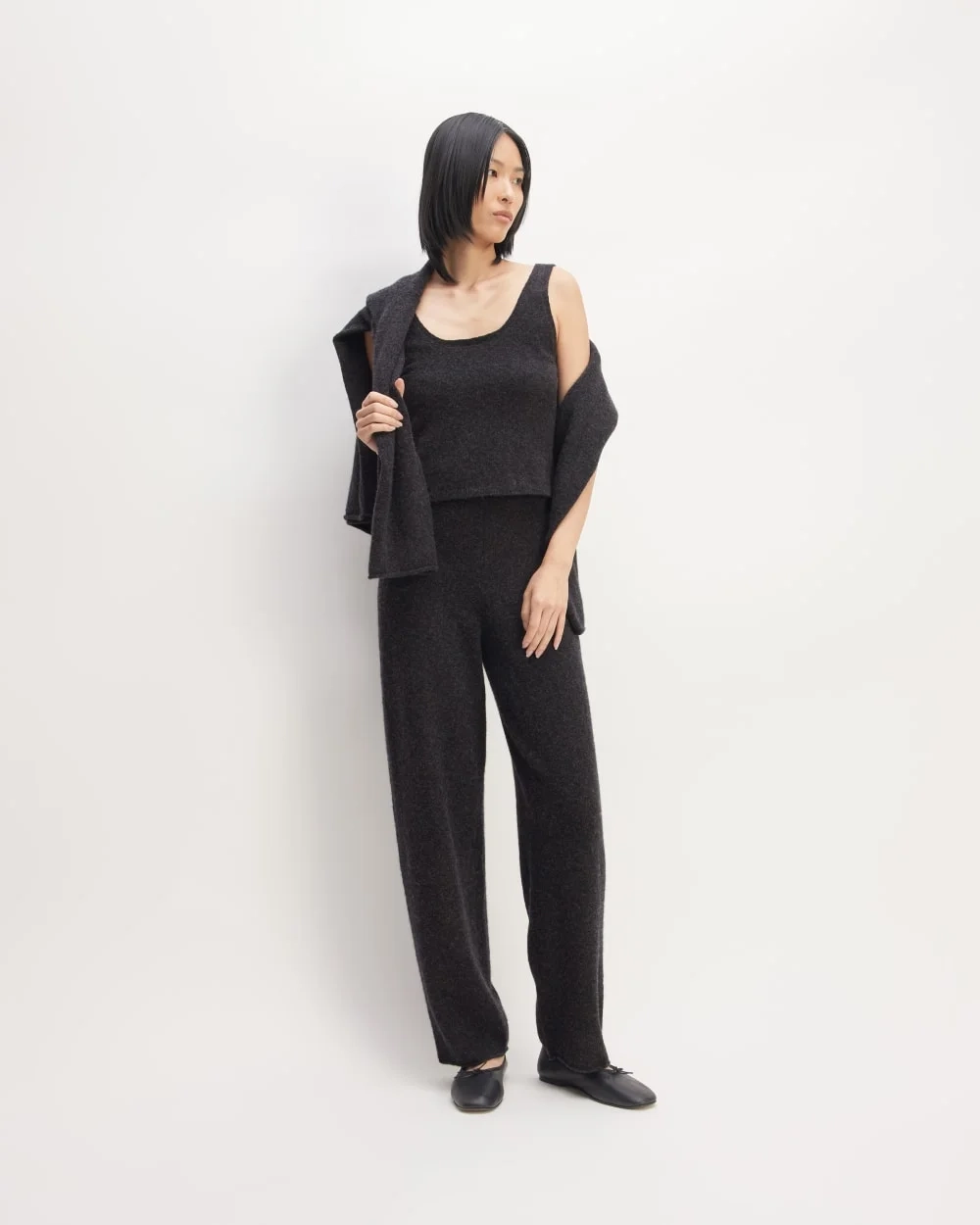 The Cozy-Stretch Tank | Charcoal (3)