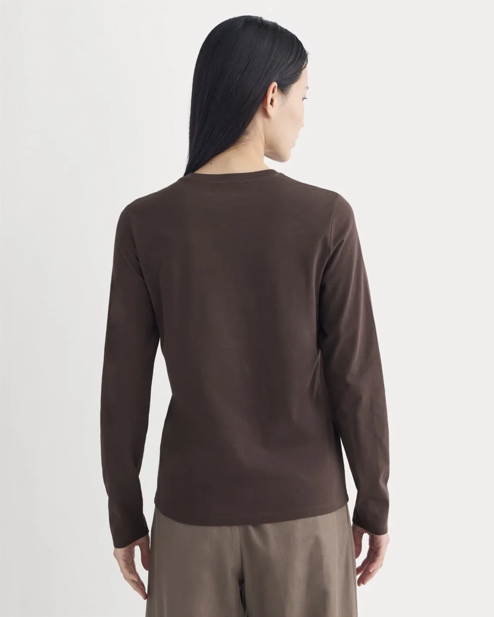 The Slim Long-Sleeve Crew in Essential Cotton | Dark Chocolate (3)