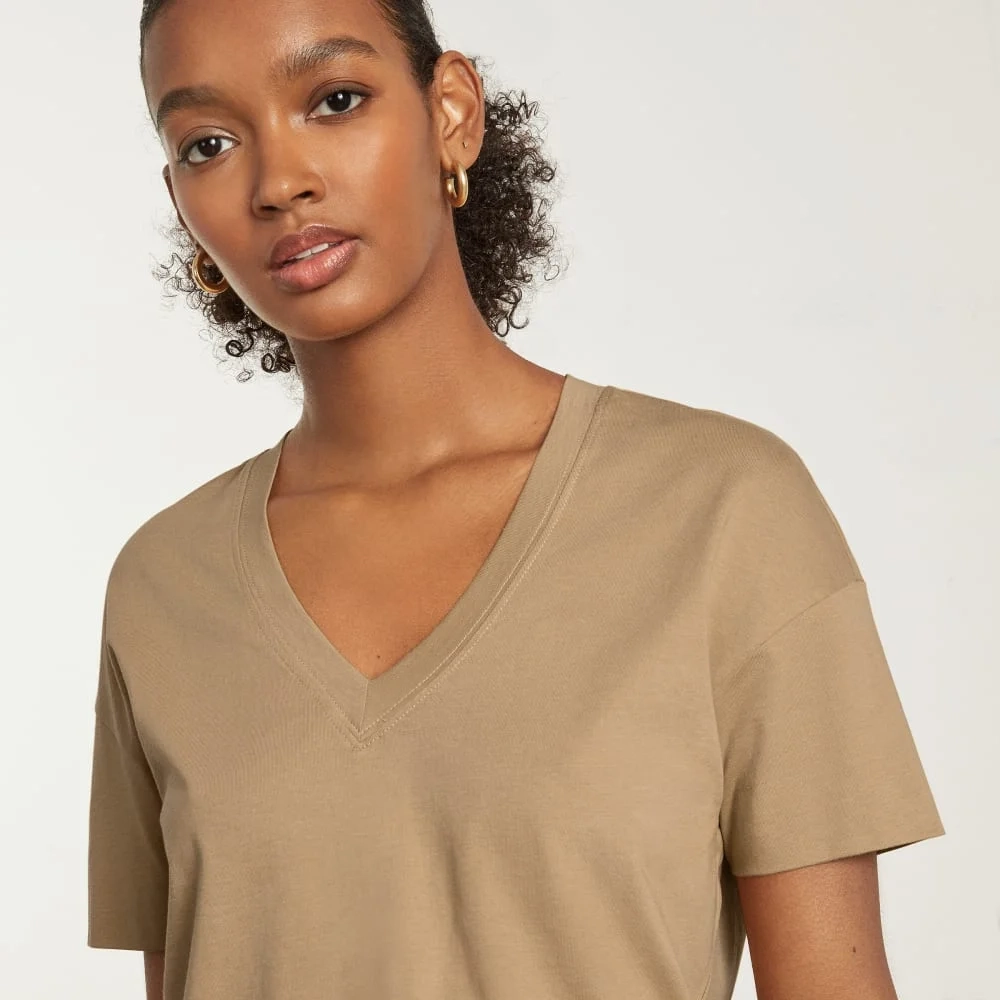 The Organic Cotton Slouchy V-Neck | Iced Coffee (4)