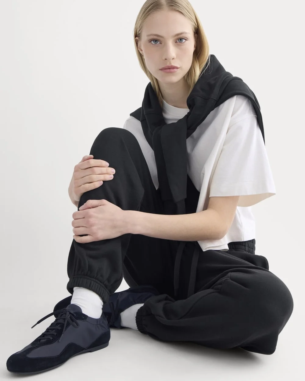 Lightweight Terry Jogger | Black (3)