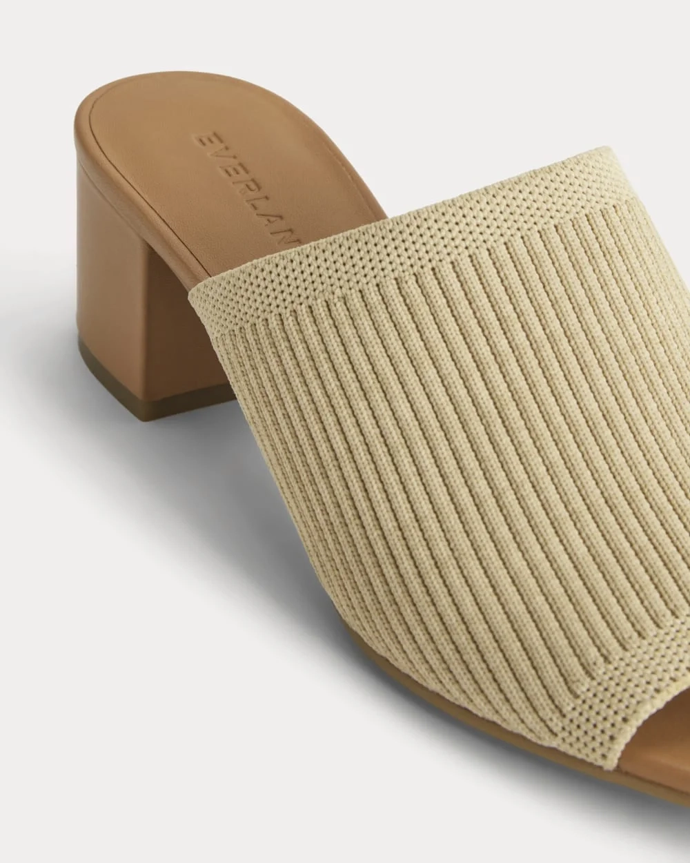 The Glove Mule in ReKnit | Raffia (6)