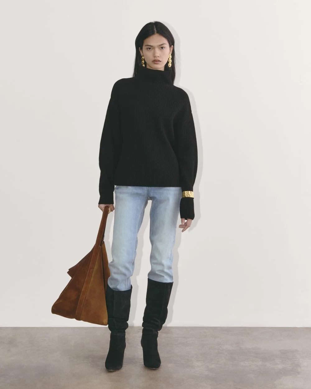The Fisherman Turtleneck in Wool Cashmere | Black (5)
