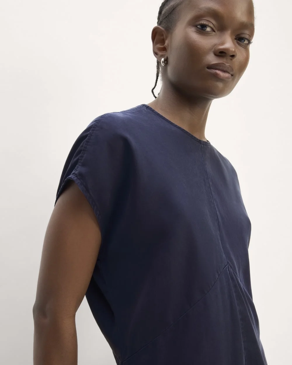 The Drape Top in Butterlite | Navy (3)