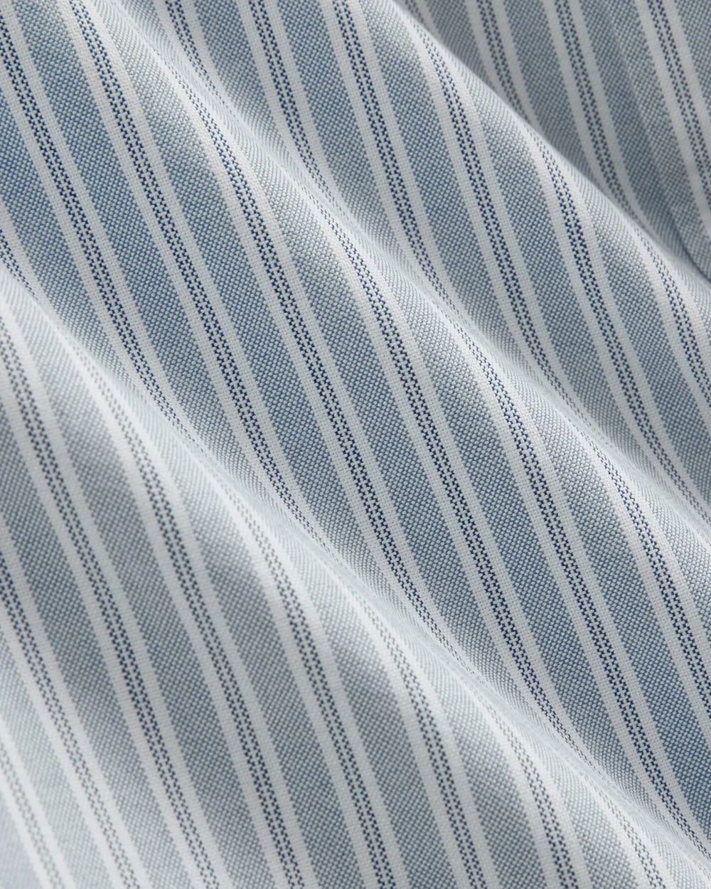 The Classic Oxford Shirt | Summer Sky Stripe | Standard (2)